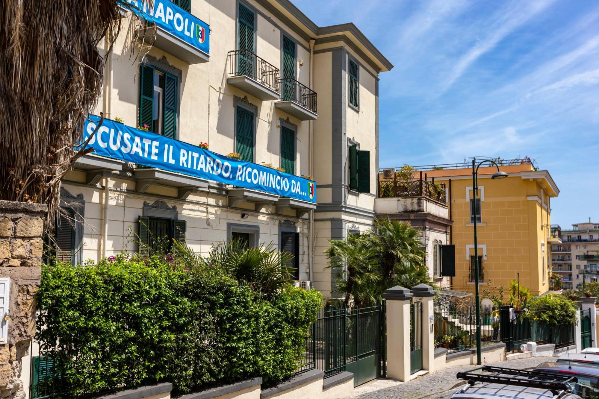 Bed and Breakfast La Casa Del Sole A Mergellina à Naples Extérieur photo